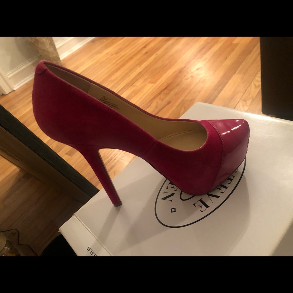Pink  beautey fus suede  heels
